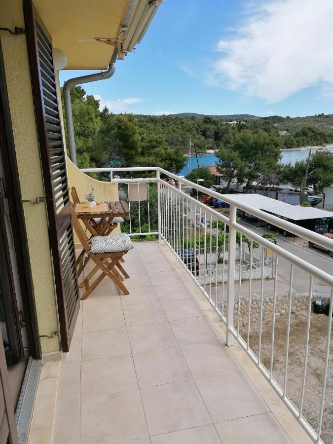 Apartment By The Beach Primošten Exterior foto